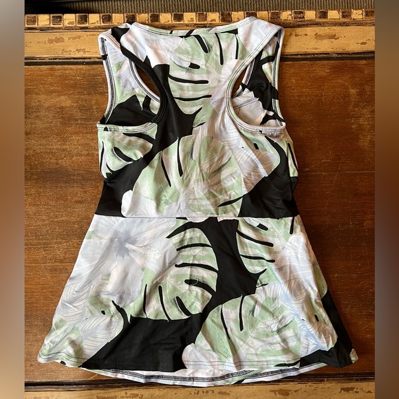 NWOT TA Tracy Anderson G.I.L.I. Peplum Racer Back Knit Tank - Picture 2 of 6